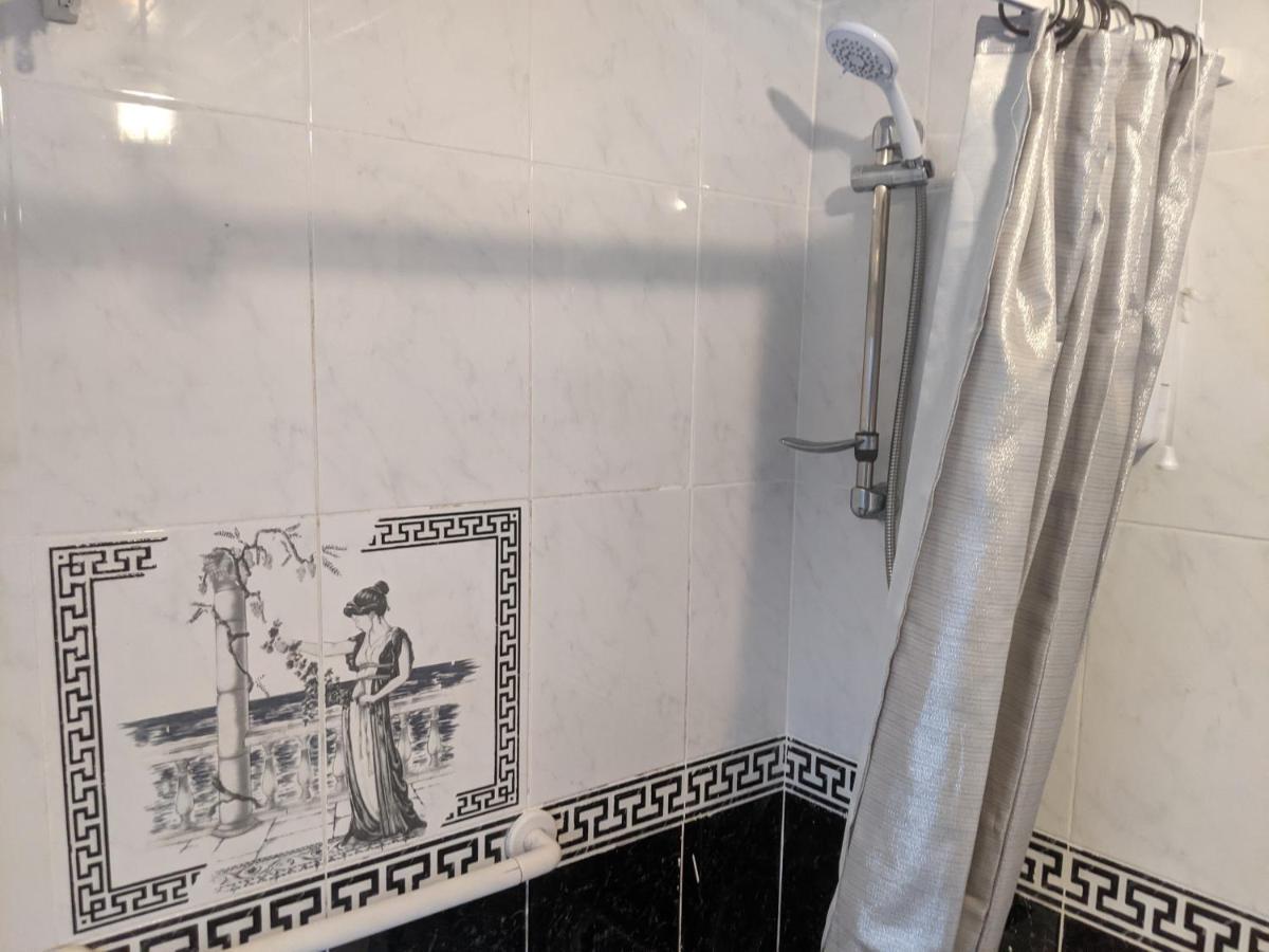 Whitby House Retreat Sleeps 12 Apartment Sleights Екстериор снимка