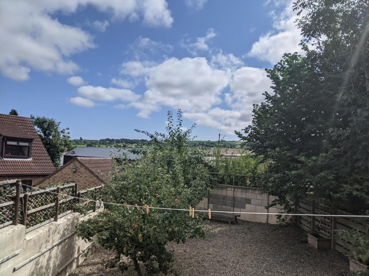 Whitby House Retreat Sleeps 12 Apartment Sleights Екстериор снимка