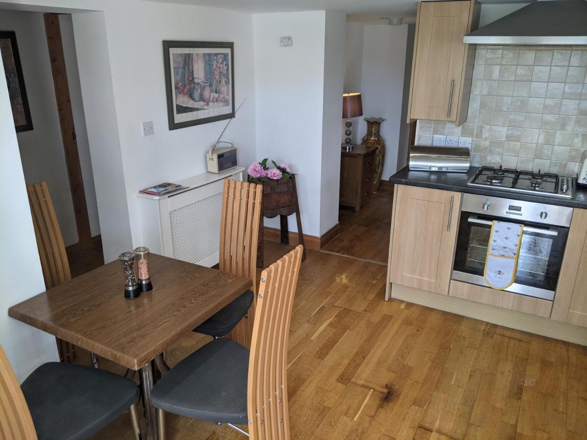 Whitby House Retreat Sleeps 12 Apartment Sleights Екстериор снимка