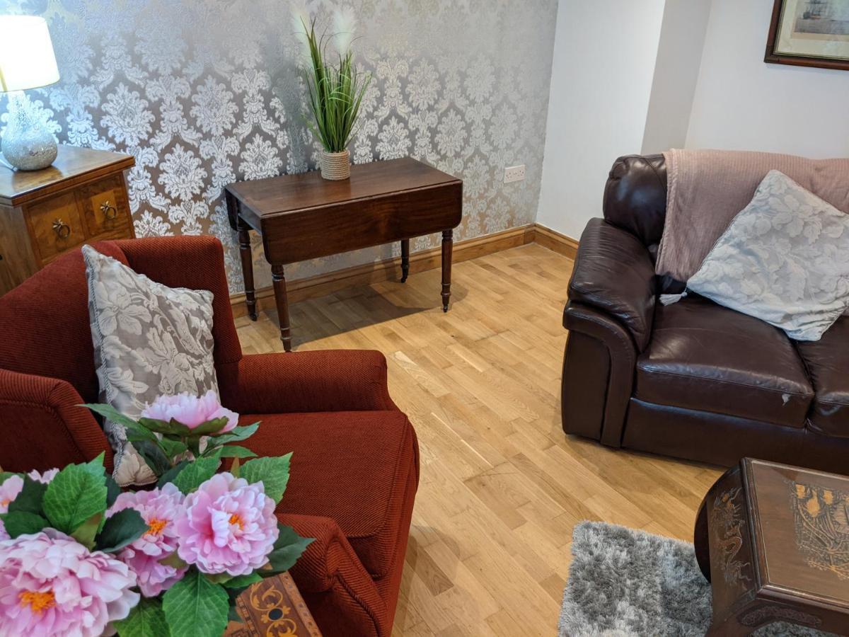 Whitby House Retreat Sleeps 12 Apartment Sleights Екстериор снимка