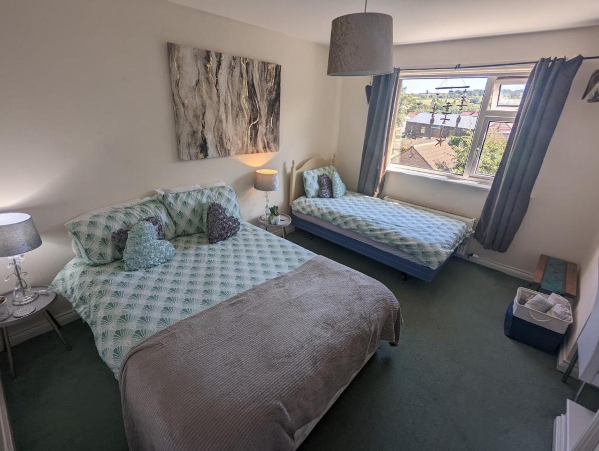 Whitby House Retreat Sleeps 12 Apartment Sleights Екстериор снимка